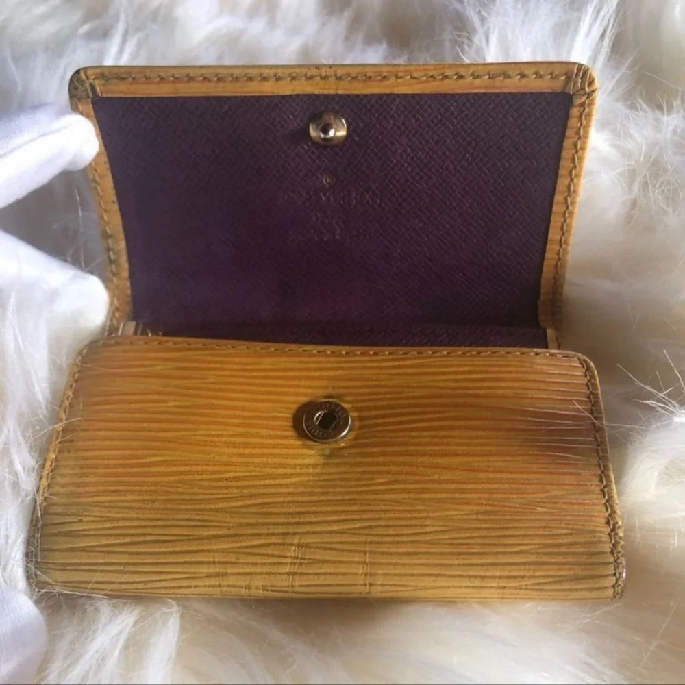 Louis Vuitton 1998 Epi Key Holder -Yellow. Made in Spain with COA,Box & Dustbag